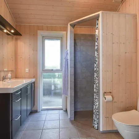 Three-bedroom In Faaborg